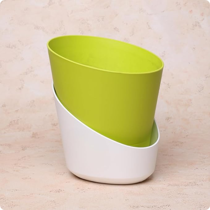 Atlanz-Self water pots
